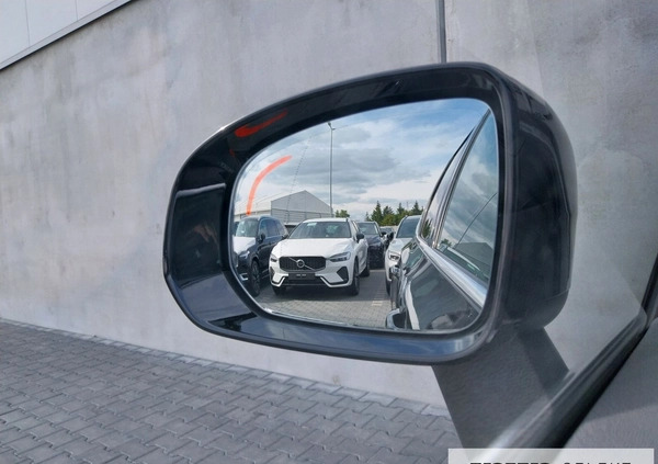 Volvo XC 60 cena 144900 przebieg: 95890, rok produkcji 2018 z Poznań małe 781
